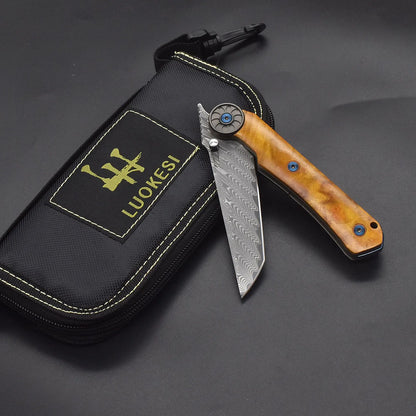 8.23 inch VG10 Damascus steel blade gold camphor wood handle folding knife Christmas gift knife fruit knife outdoor camping EDC